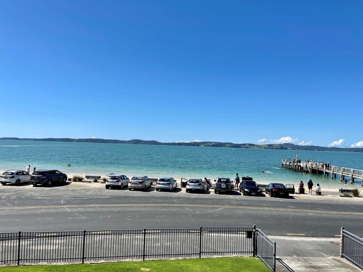 Beach Front Resort! Maraetai Exterior photo